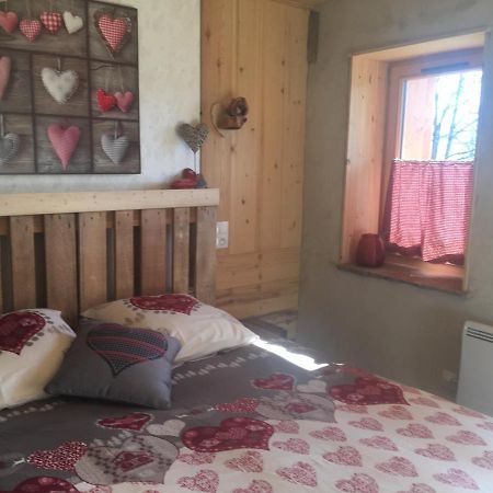 la gravinette Bed & Breakfast Cruet Eksteriør bilde