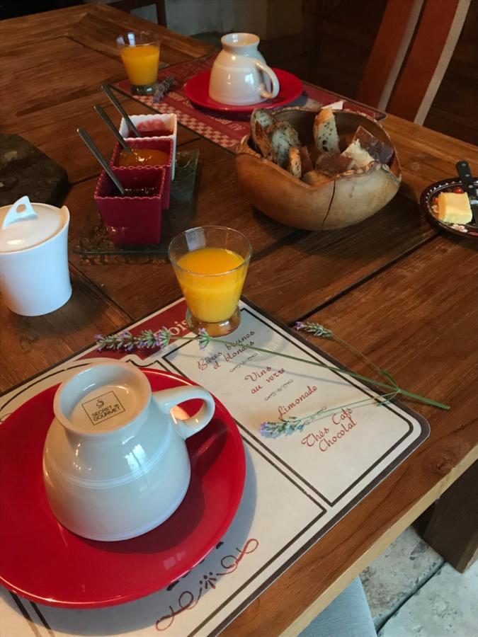la gravinette Bed & Breakfast Cruet Eksteriør bilde